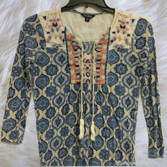 Lucky Brand Tops - Lucky Brand tunic embroidered tassel BOHO blue
